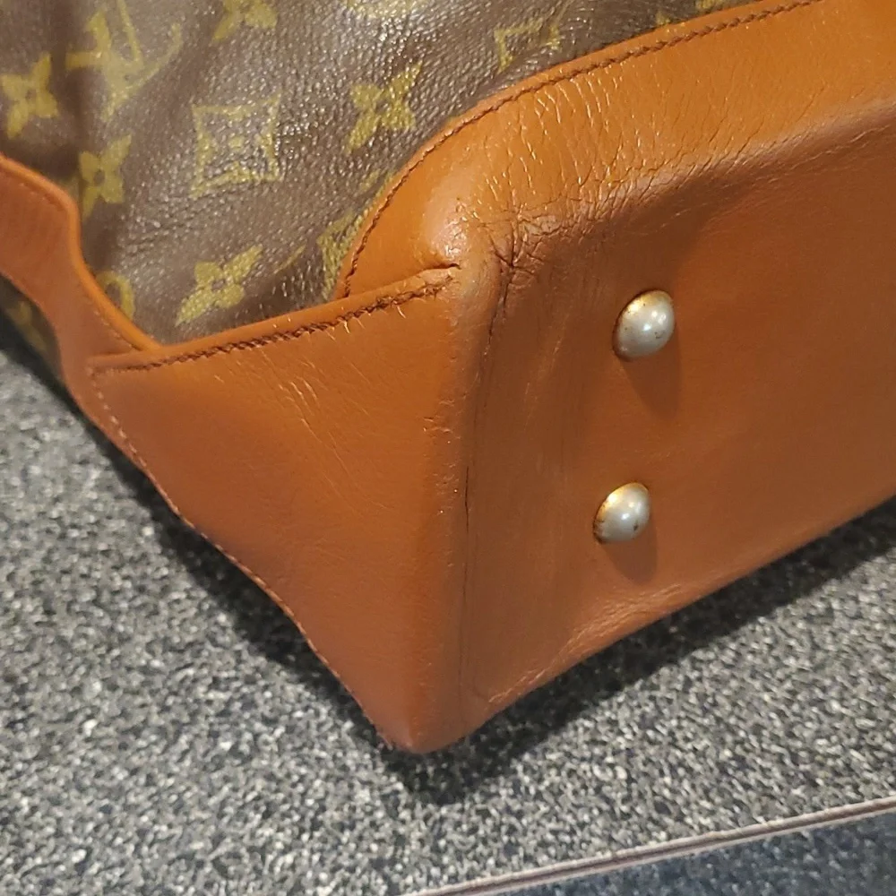 Louis Vuitton Weekender Sac Bag with COA